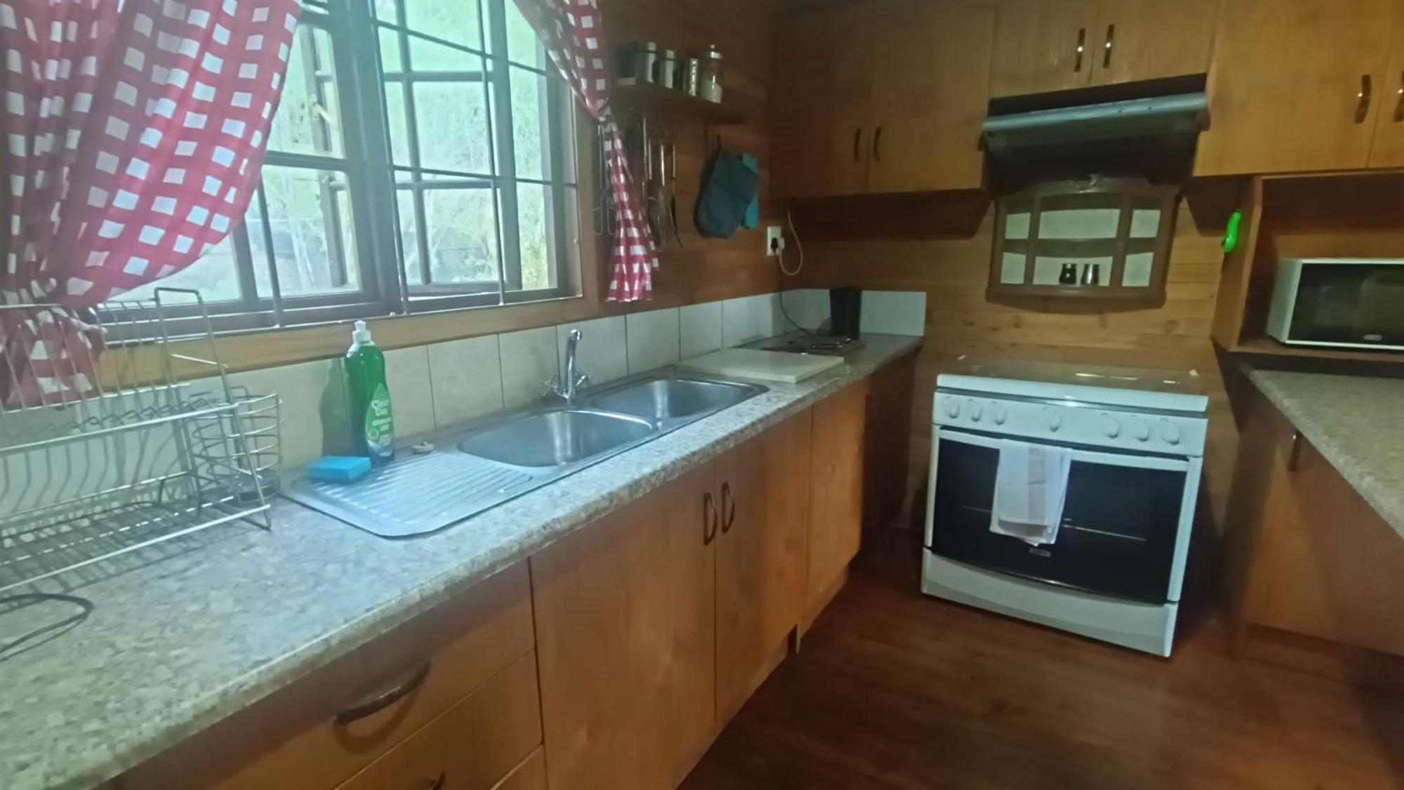 Koinonia Bush Lodge Hartbeespoort Exteriör bild